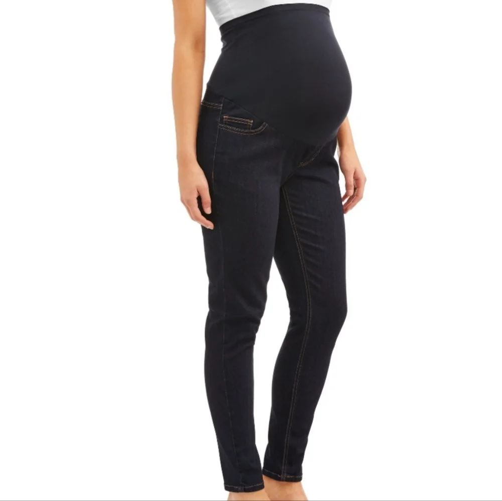 New maternity bundle Christmas top "Mistle toes " & jeans with belly control - Picture 5 of 5